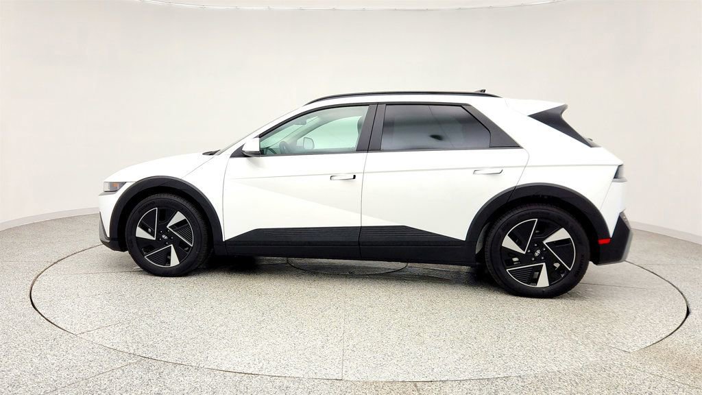 Used 2025 Hyundai Ioniq 5 SEL image 8