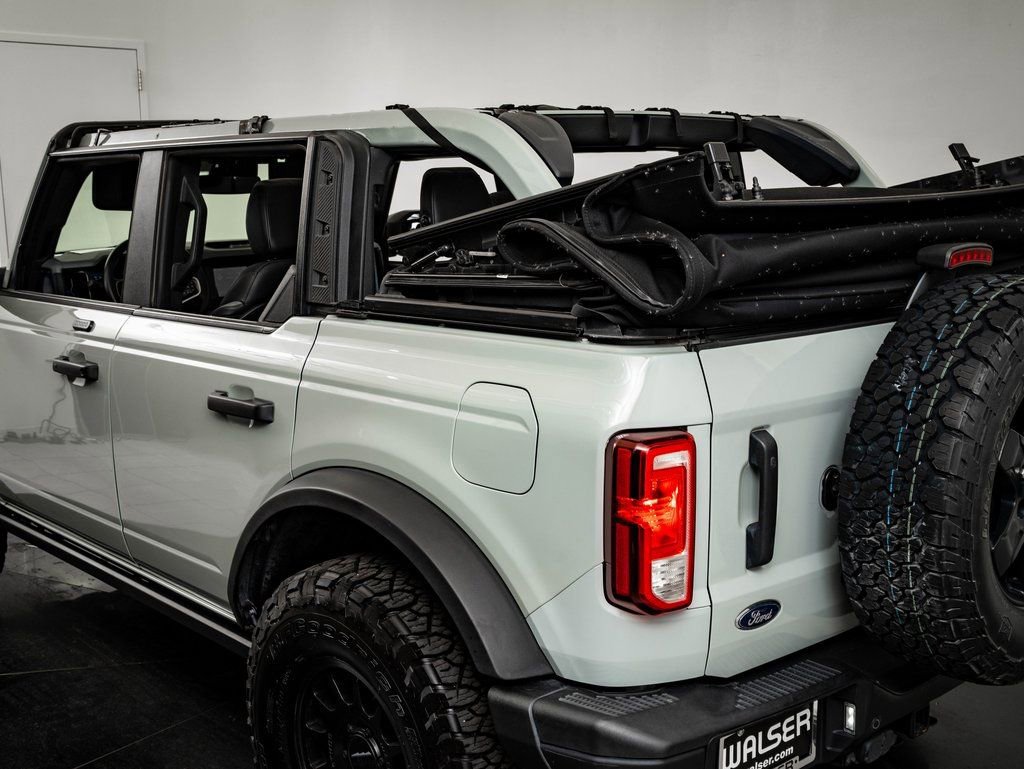 Used 2021 Ford Bronco Black Diamond image 20