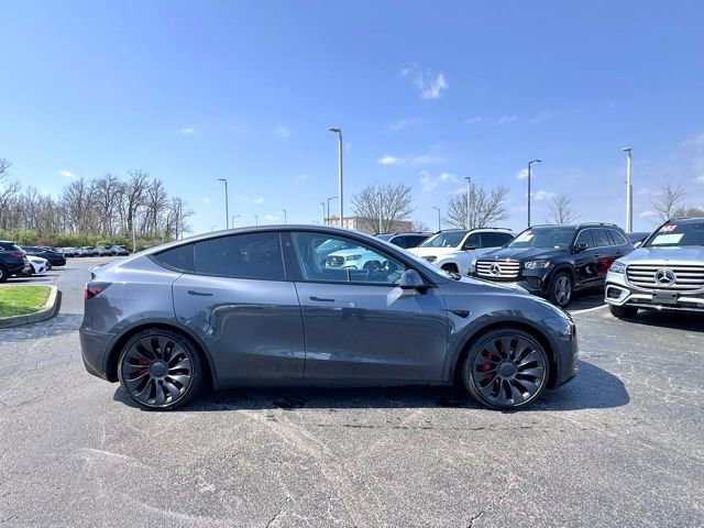Used 2023 Tesla Model Y Performance image 8