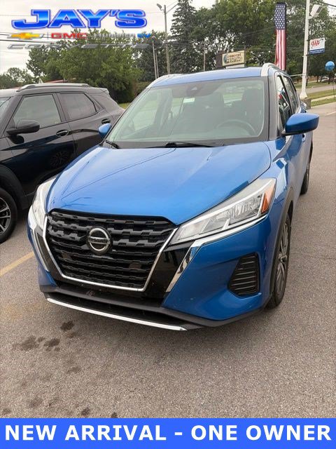 Used 2021 Nissan Kicks SV