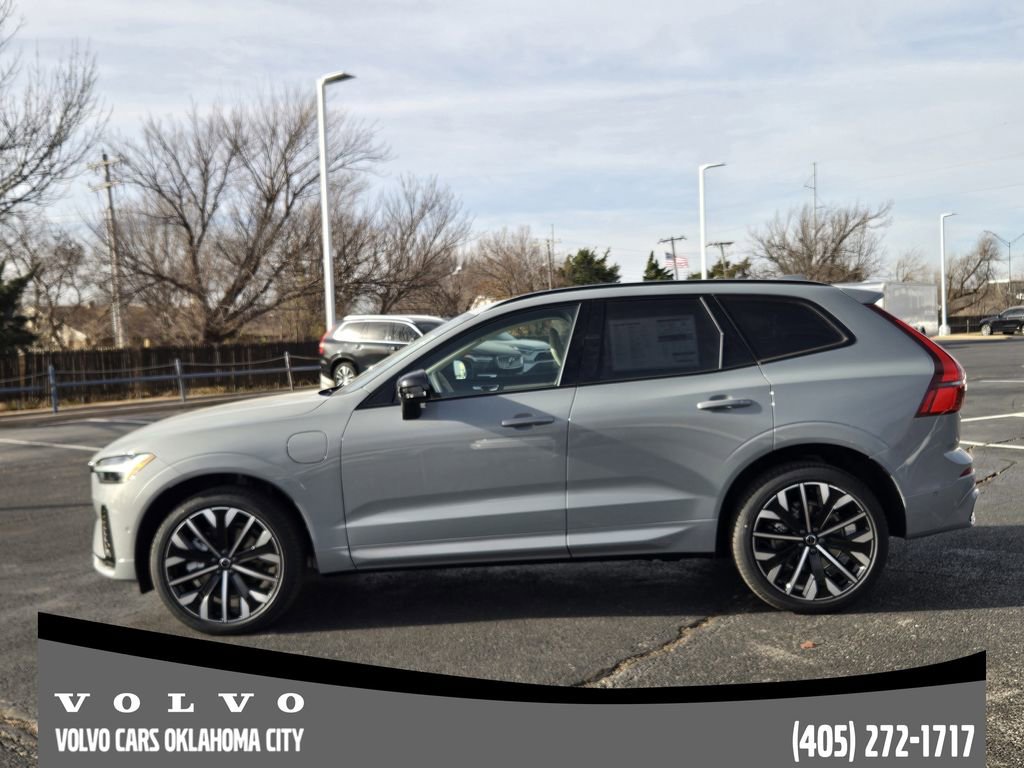 New 2026 Volvo XC60 T8 Ultra w/ Protection Package Premier image 4