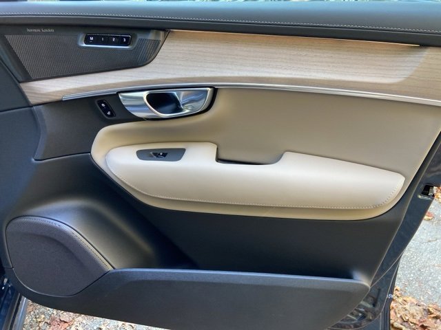New 2026 Volvo XC90 B6 Ultra image 20