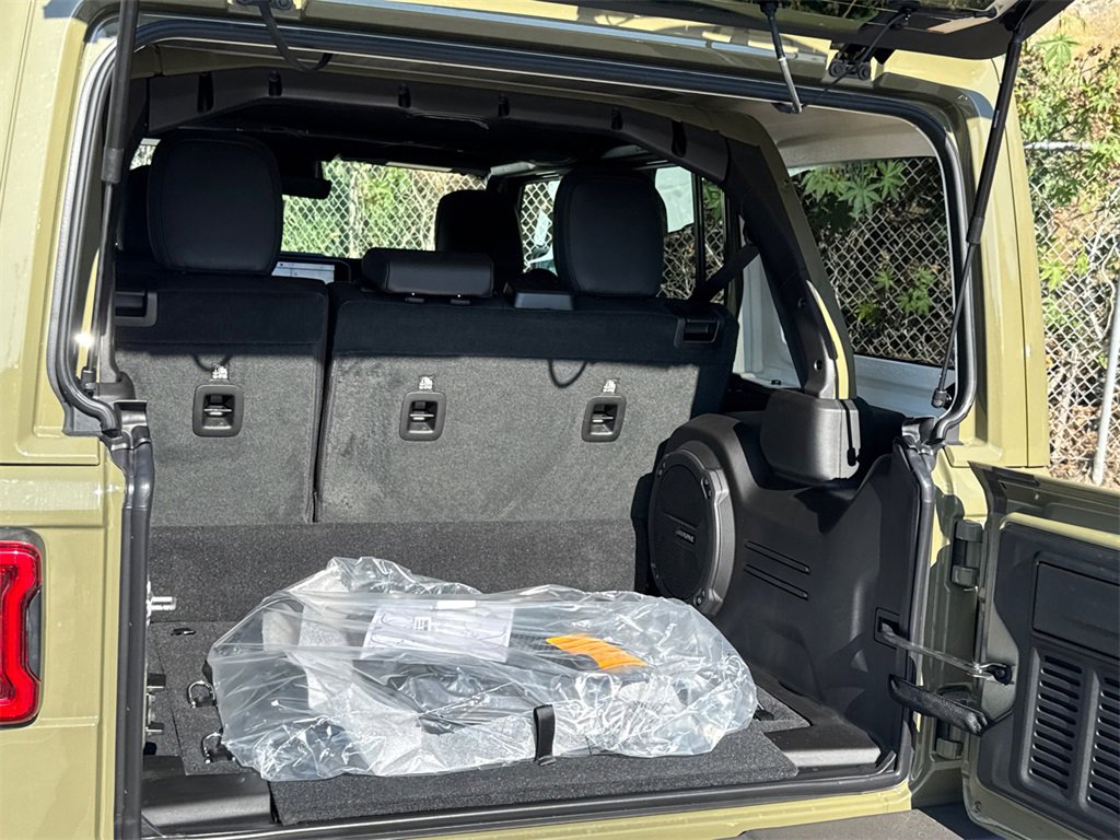 New 2025 Jeep Wrangler Unlimited Sahara image 16