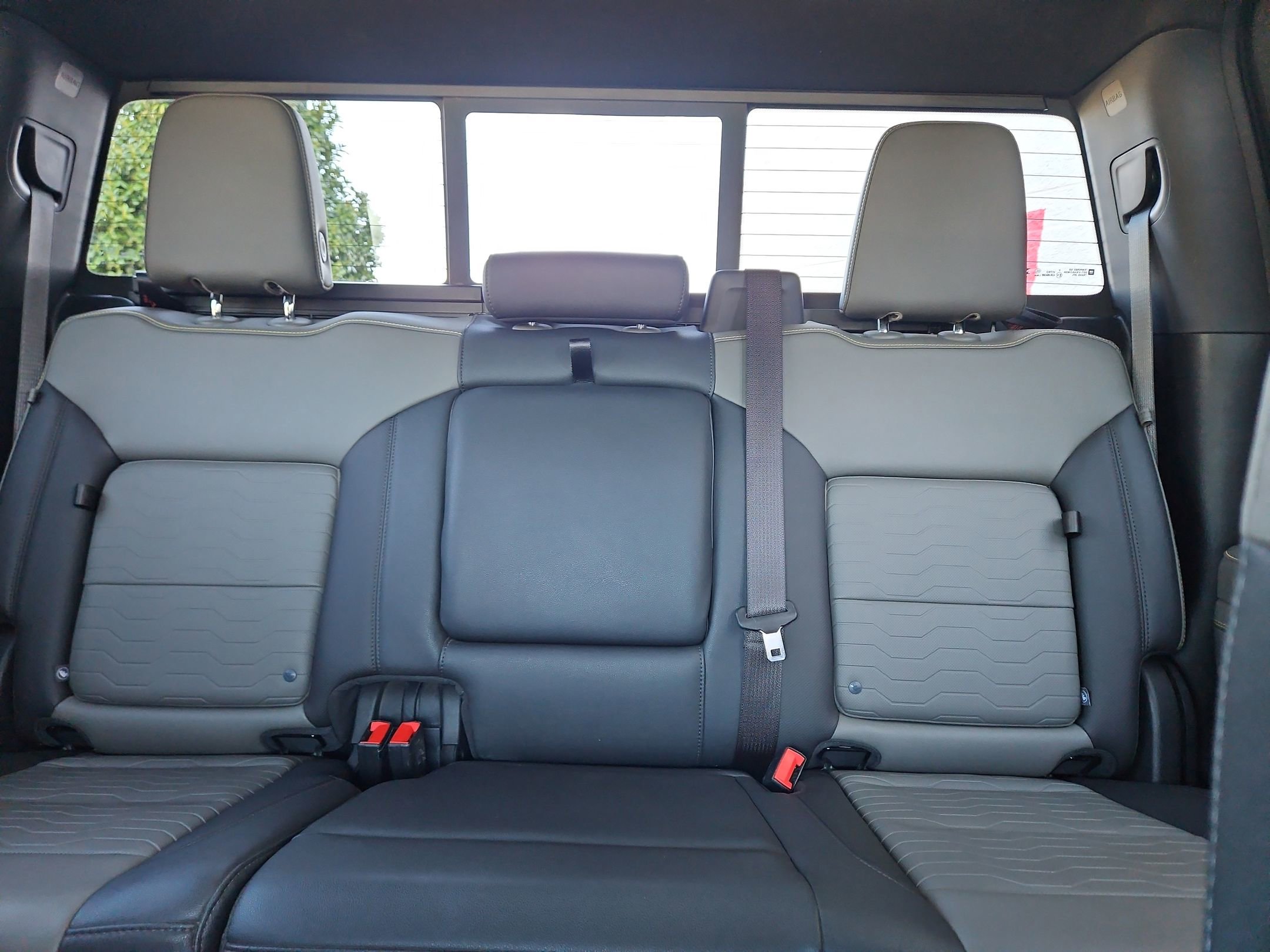 Used 2024 Chevrolet Silverado 1500 ZR2 w/ Technology Package image 13