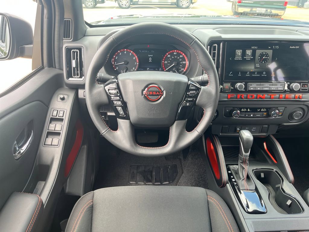 Certified 2025 Nissan Frontier PRO-4X image 17