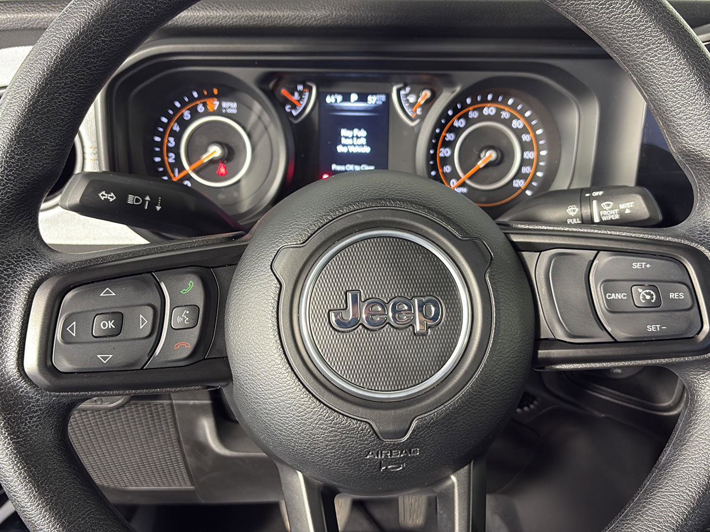 Used 2025 Jeep Gladiator Sport AWD/4WD image 40