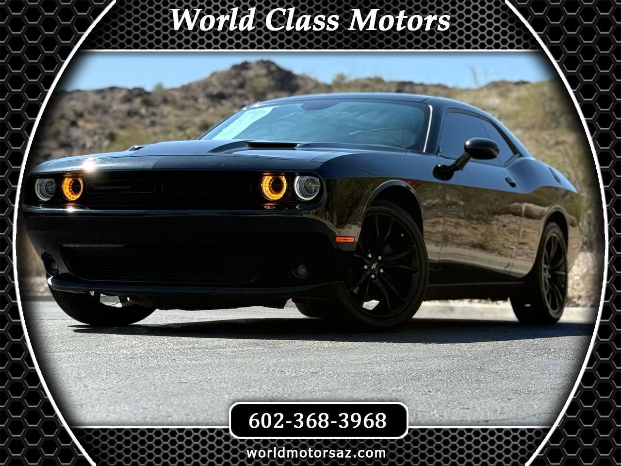 Used 2018 Dodge Challenger SXT w/ Blacktop Package image 1