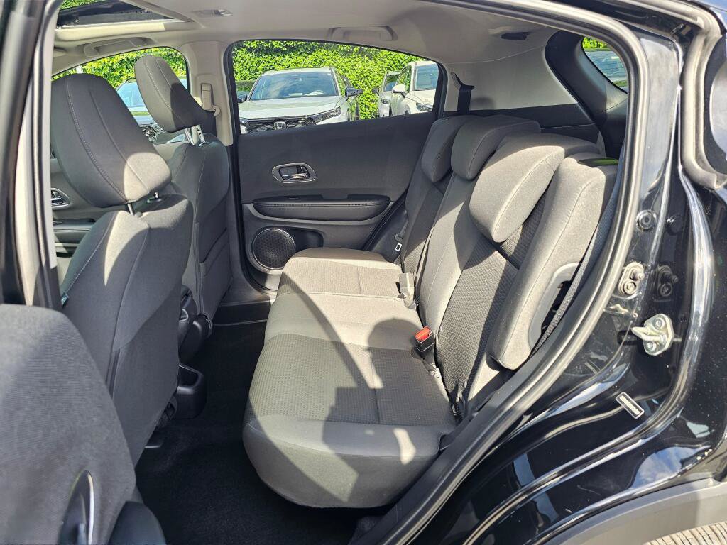 Used 2019 Honda HR-V EX image 17