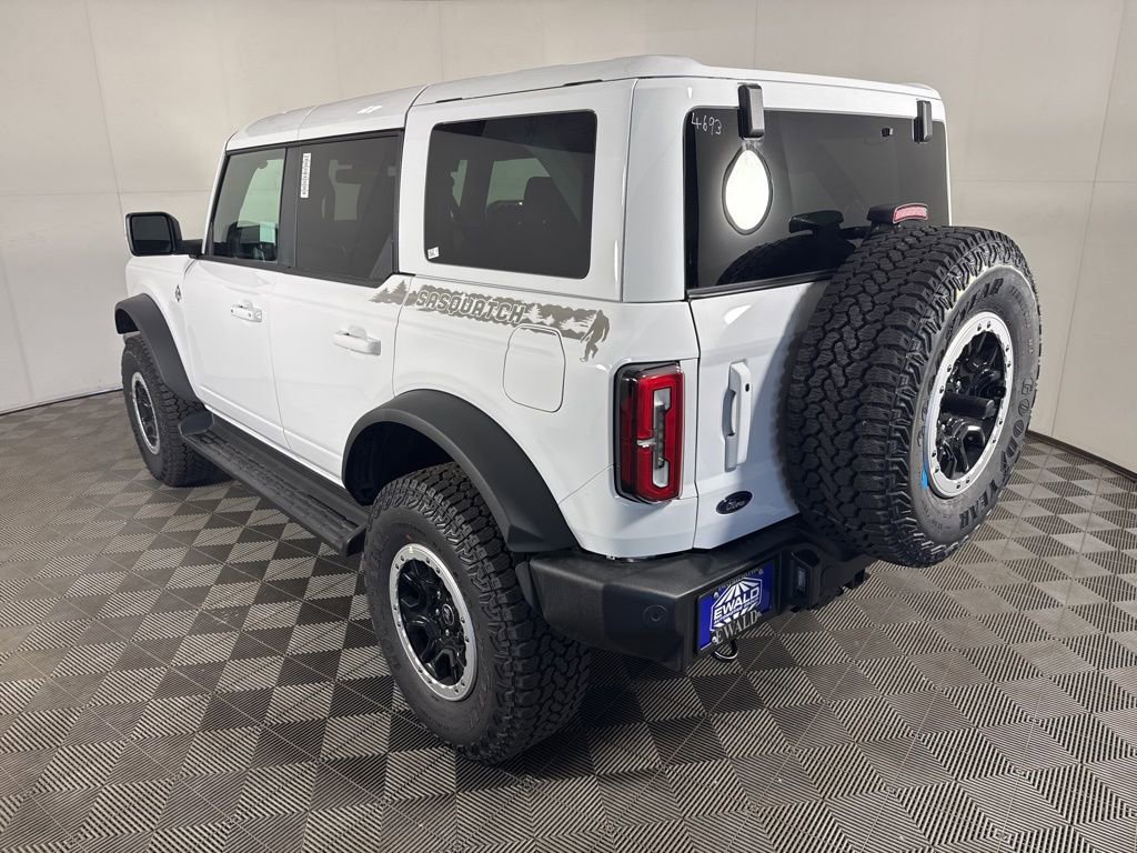 New 2025 Ford Bronco Outer Banks w/ Sasquatch Package image 7