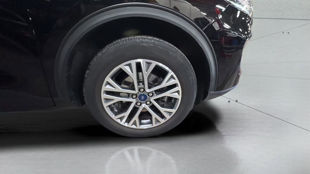 Used 2022 Ford Escape SEL image 14