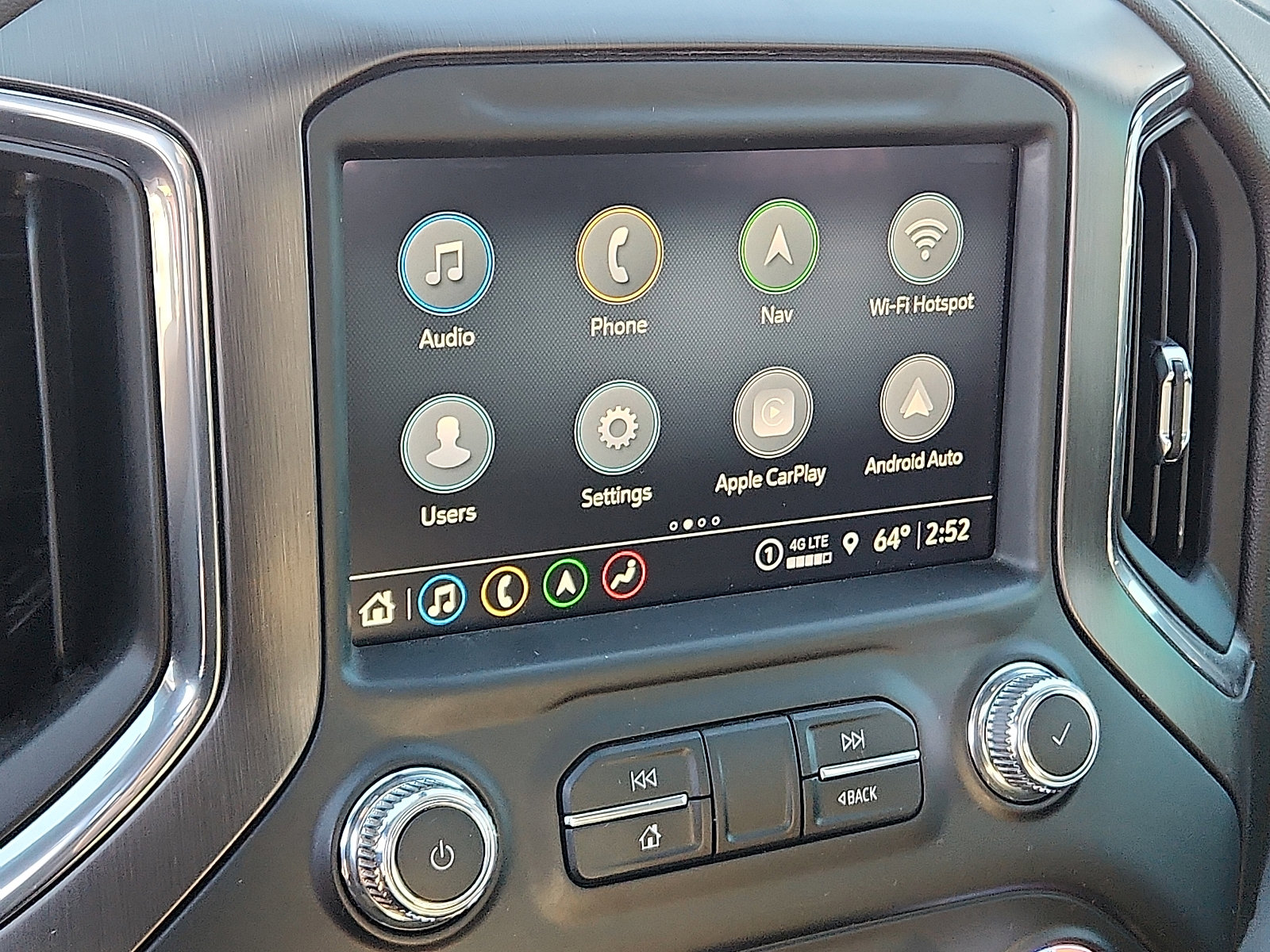 Used 2022 GMC Sierra 1500 AT4 w/ AT4 Preferred Package image 16