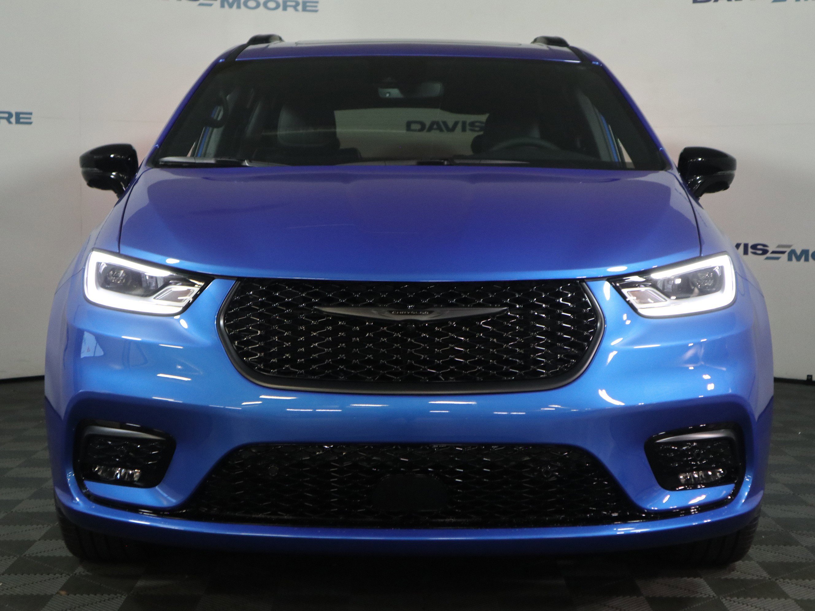 New 2026 Chrysler Pacifica Limited w/ S Appearance Package image 14