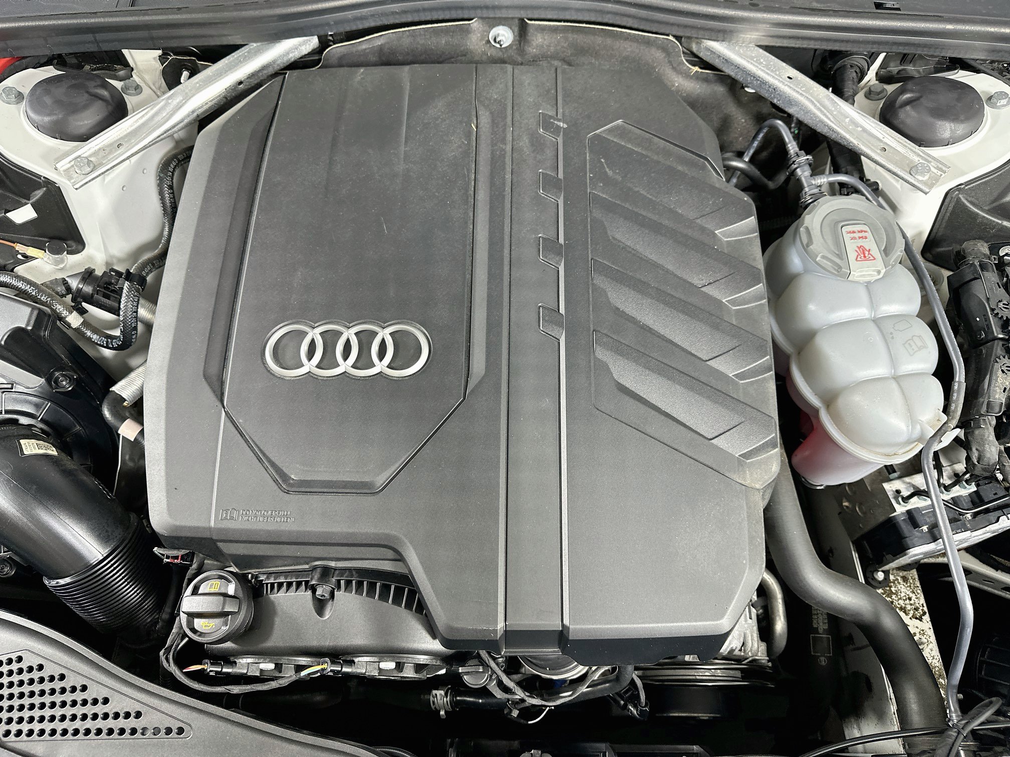 Used 2024 Audi A5 2.0T Premium Plus AWD/4WD image 33