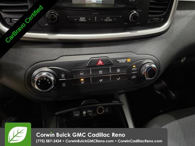Used 2017 Kia Sorento FWD image 26