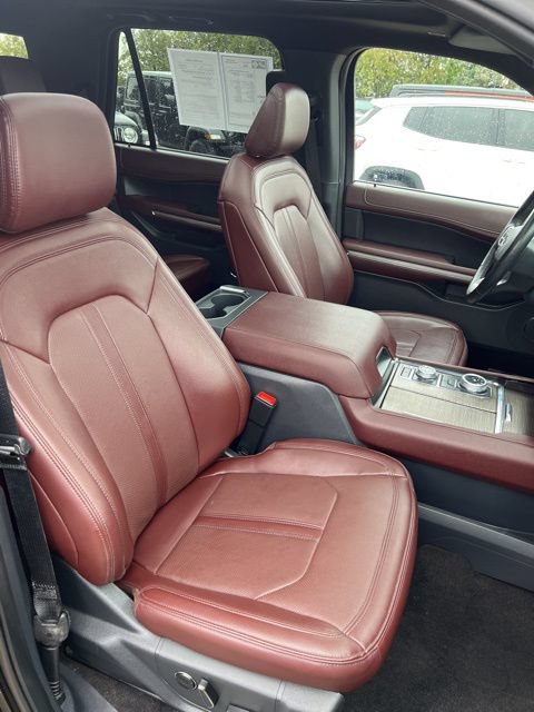 Used 2023 Ford Expedition Limited AWD/4WD image 19