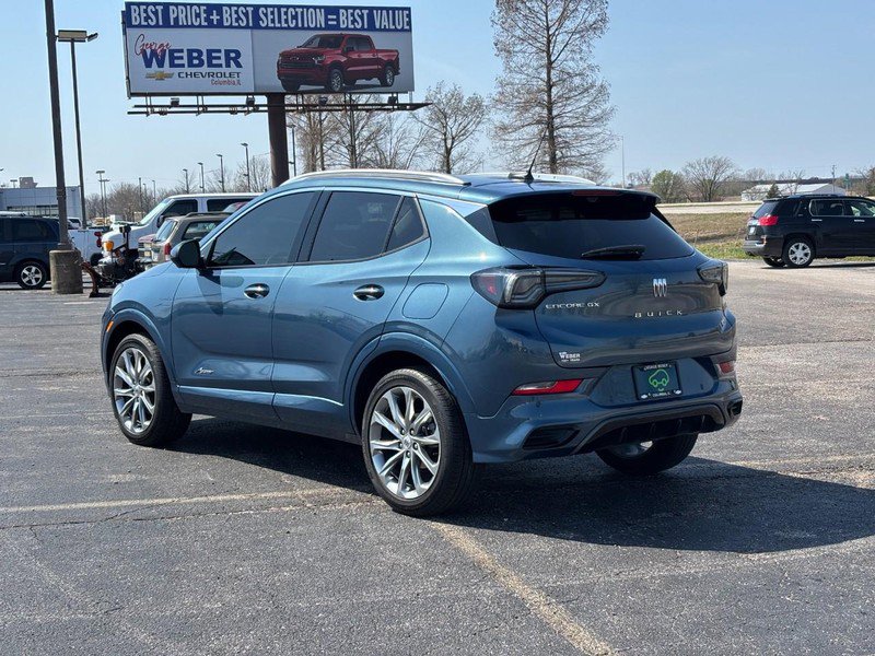 Used 2025 Buick Encore GX Avenir w/ Avenir Technology Package video 3