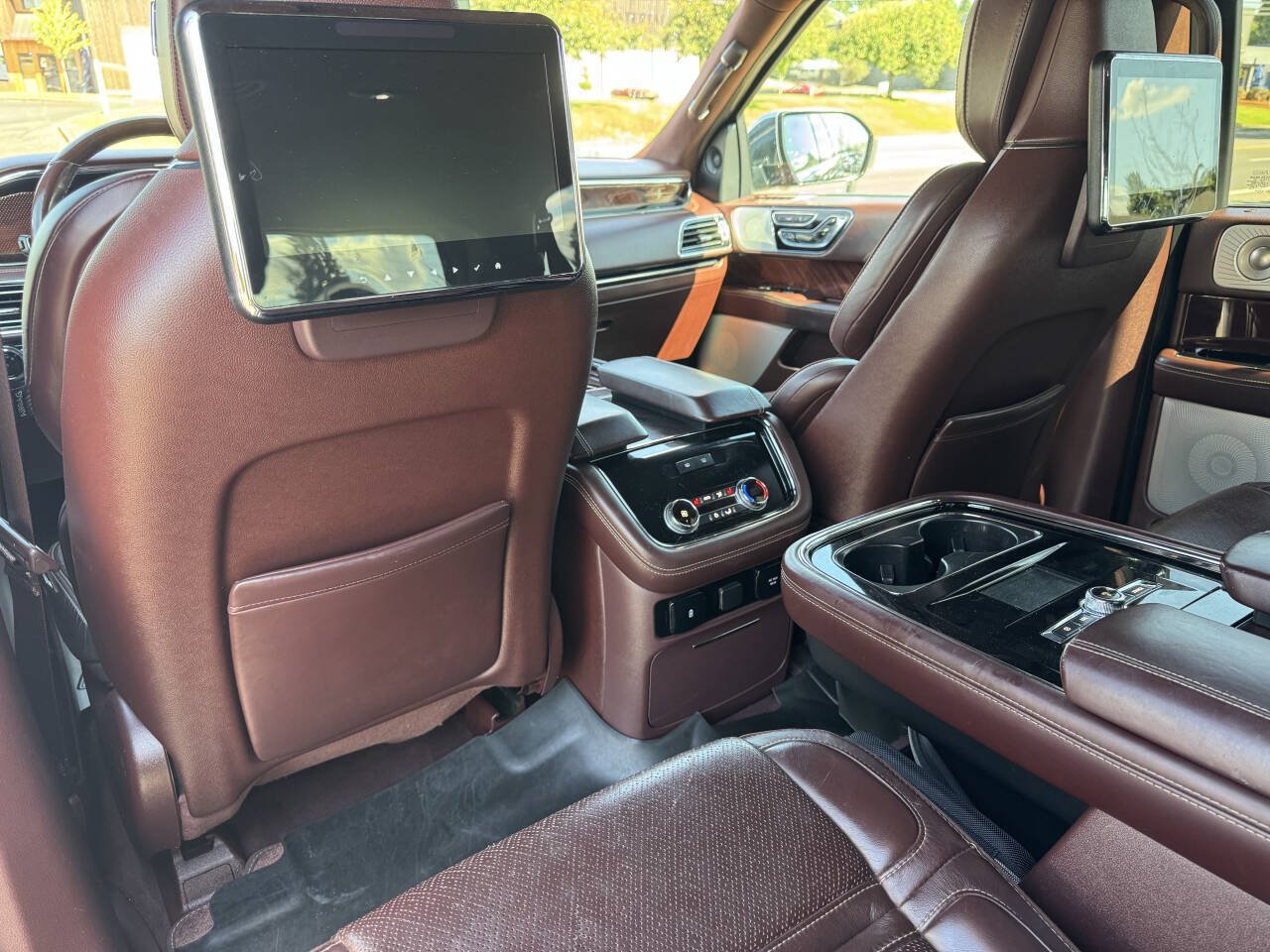 Used 2019 Lincoln Navigator L Black Label AWD/4WD image 17