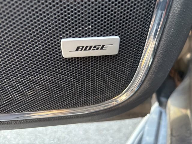 Used 2019 Chevrolet Suburban Premier image 16