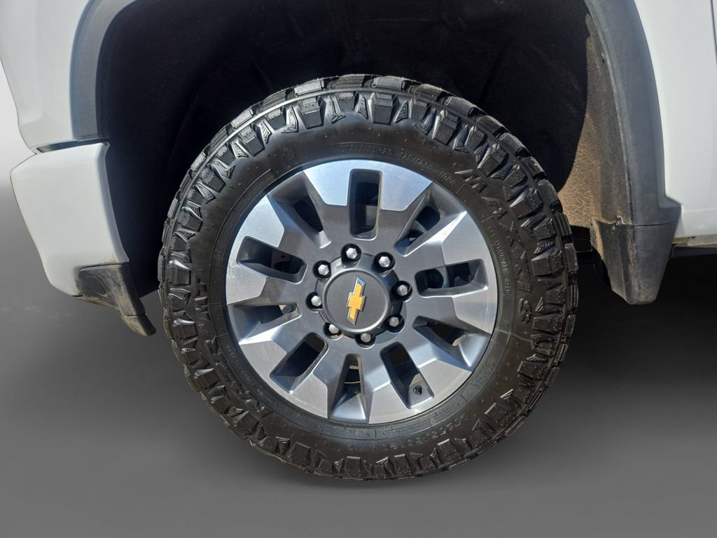 Used 2021 Chevrolet Silverado 2500 LT w/ Z71 Chrome Sport Edition AWD/4WD image 16