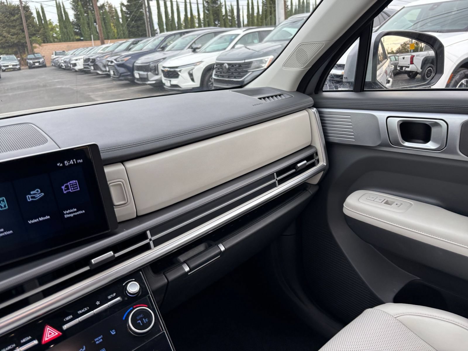 Used 2026 Hyundai Santa Fe SEL FWD image 38