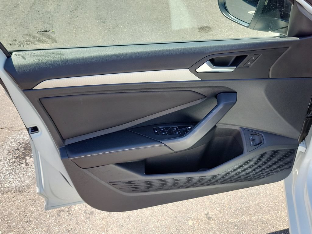 Used 2023 Volkswagen Jetta Sport FWD image 15