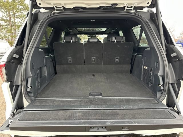 Used 2025 Lincoln Navigator L Reserve w/ Jet Appearance Package AWD/4WD image 16