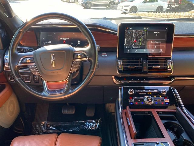 Used 2021 Lincoln Navigator Reserve w/ Luxury Package AWD/4WD image 8