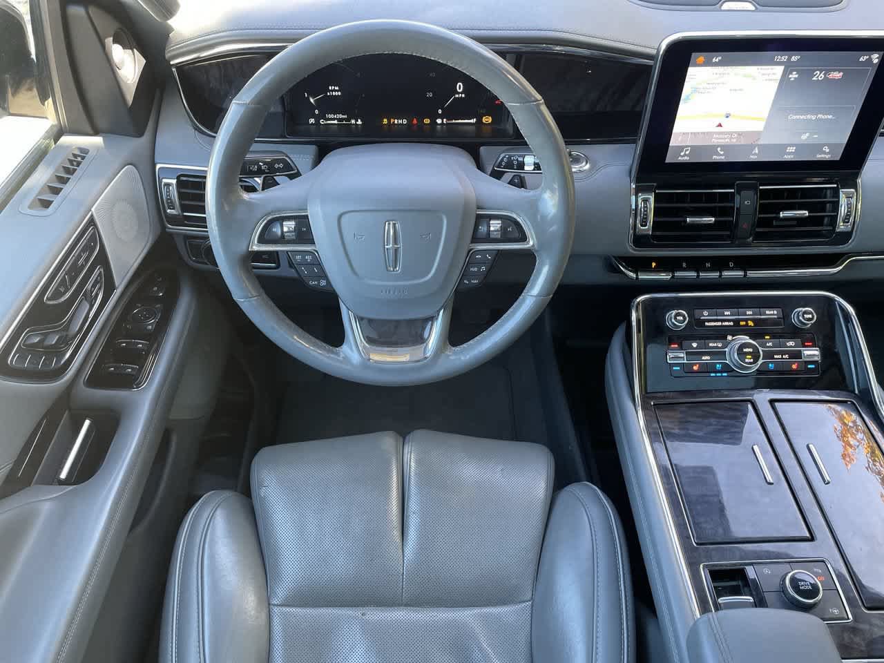 Used 2019 Lincoln Navigator Reserve AWD/4WD image 11