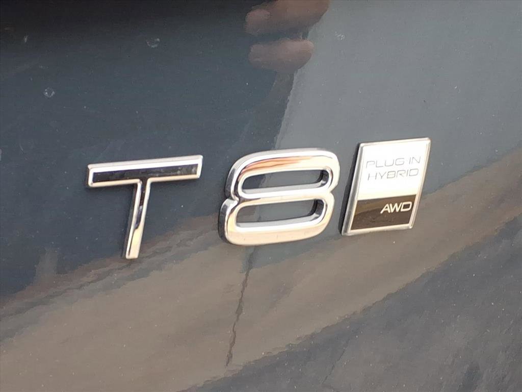 New 2026 Volvo XC90 T8 Plus w/ Protection Package Premier image 7