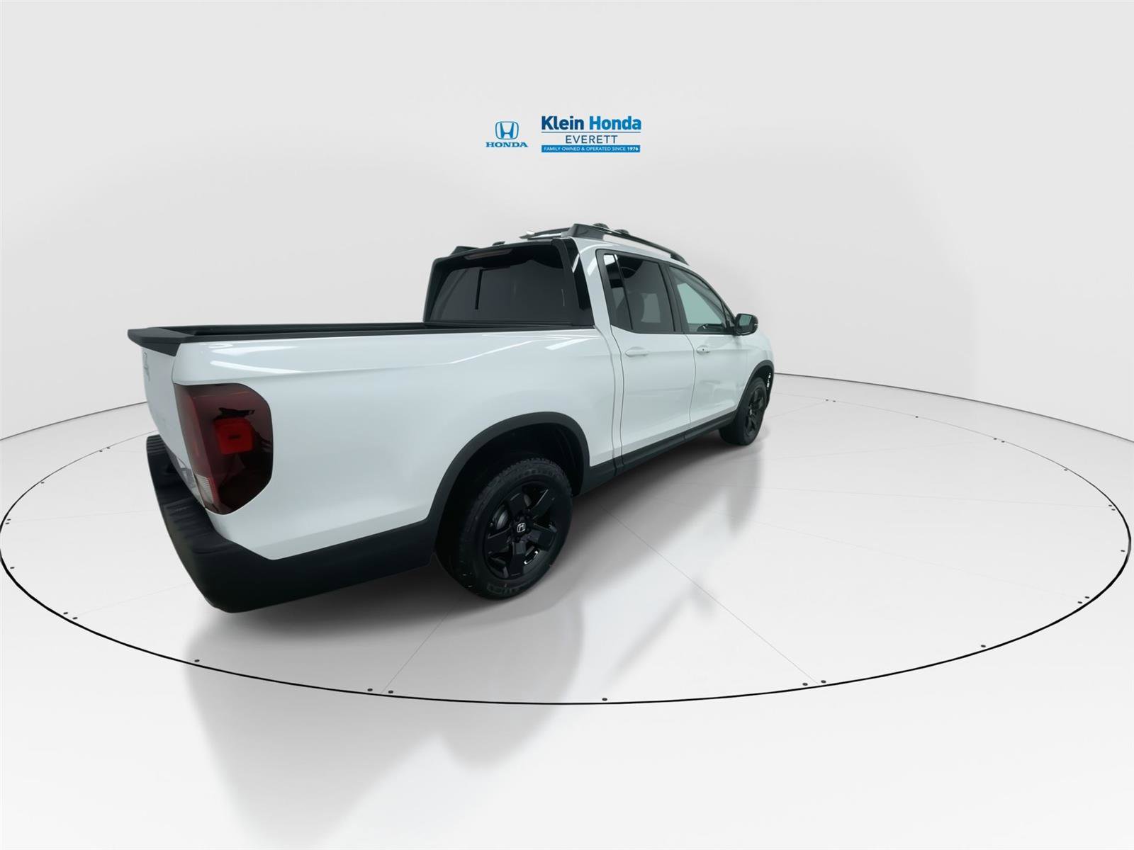 New 2026 Honda Ridgeline Black Edition image 2