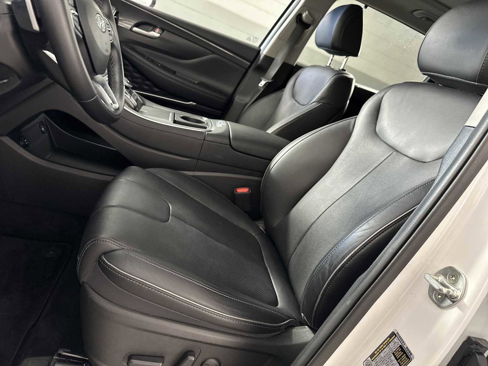 Certified 2022 Hyundai Santa Fe SEL w/ Convenience + Premium Package FWD image 11