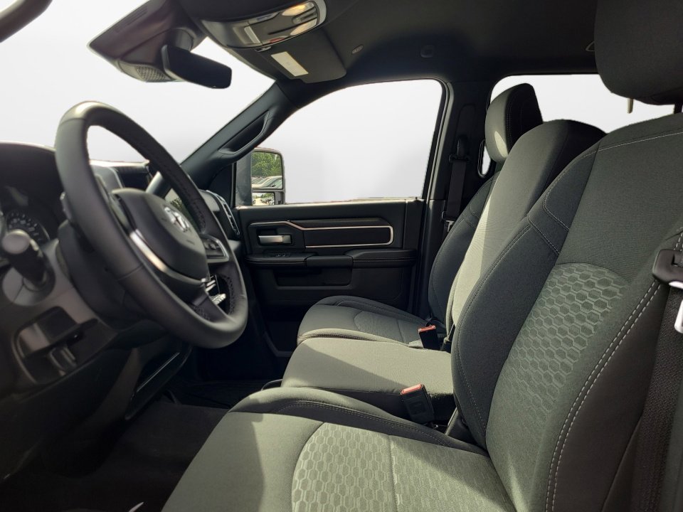 New 2025 RAM 2500 Big Horn image 9