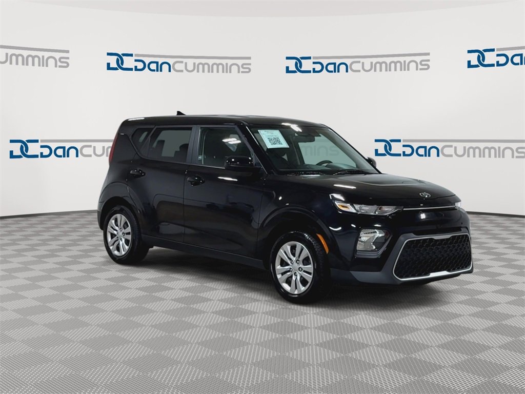 Used 2021 Kia Soul LX image 2