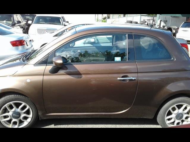 Used 2015 FIAT 500 Pop FWD image 2