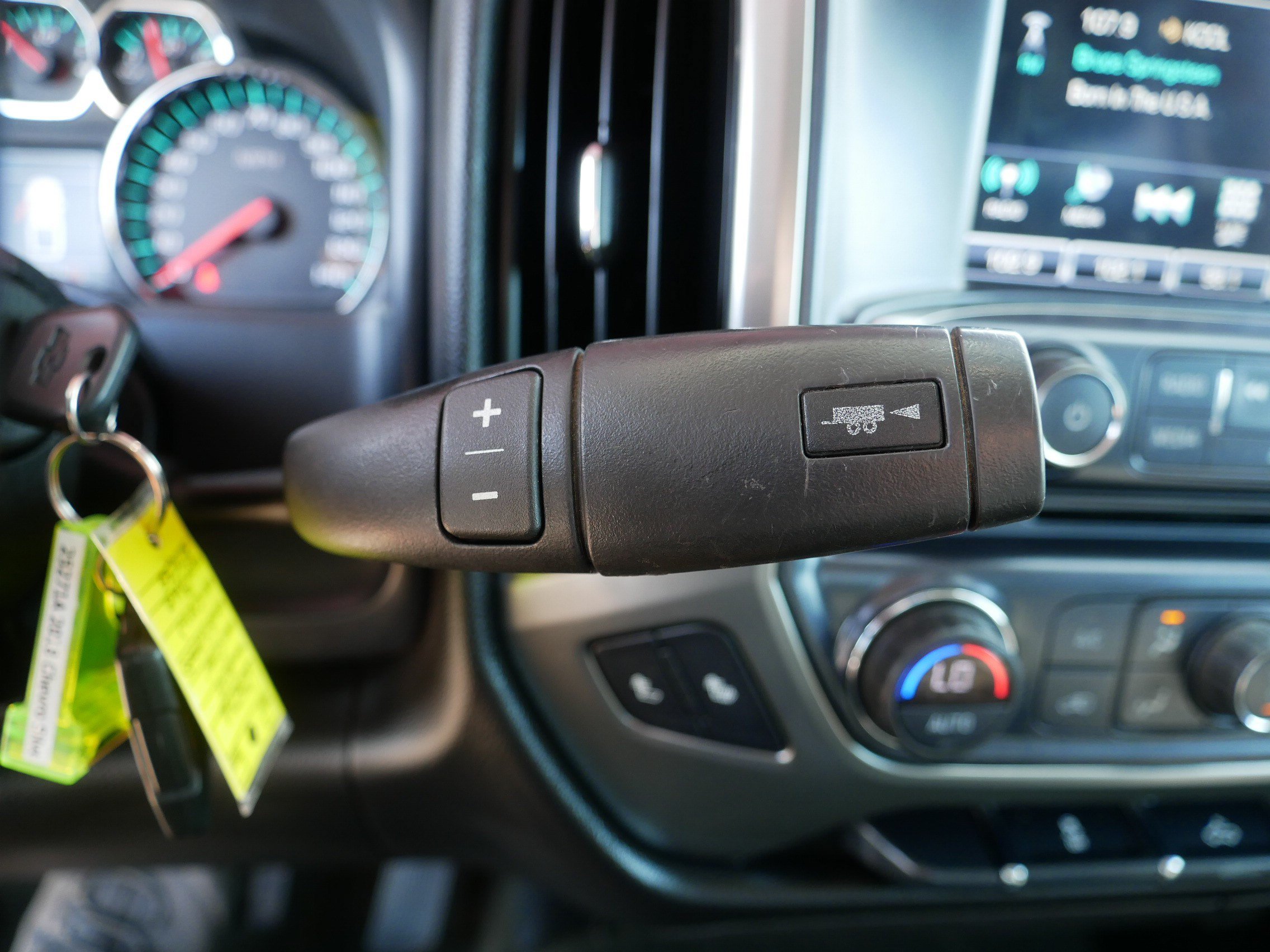 Used 2018 Chevrolet Silverado 1500 LT w/ All Star Edition AWD/4WD image 24