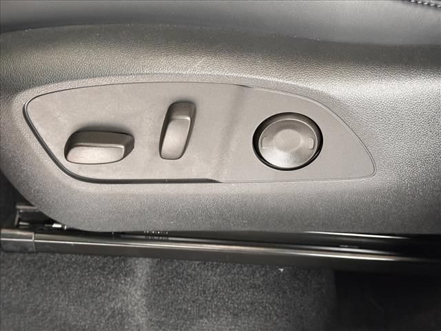 New 2026 GMC Acadia AT4 w/ Luxury Package AWD/4WD image 28