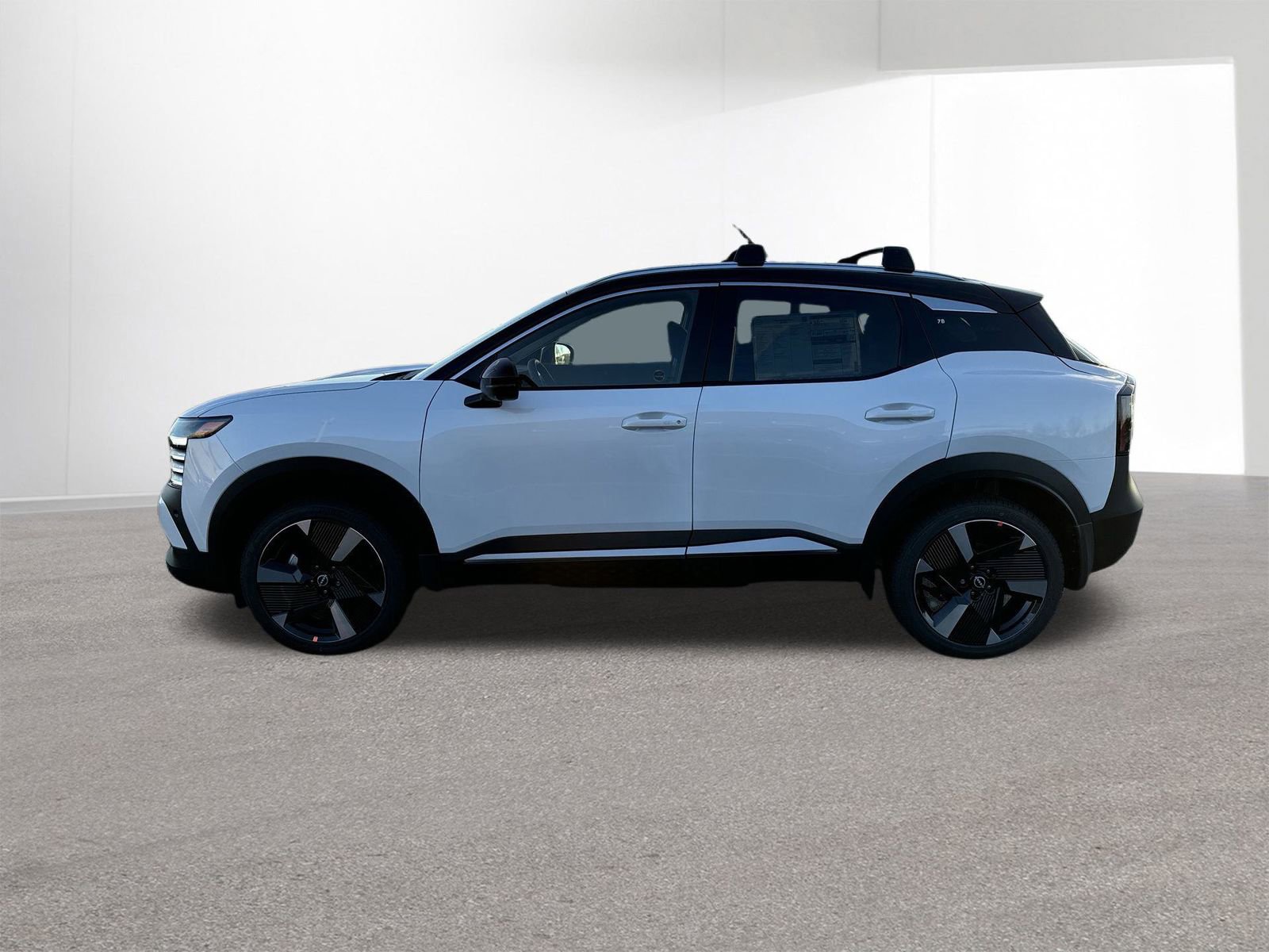 New 2026 Nissan Kicks SR w/ Cold Weather Package image 29