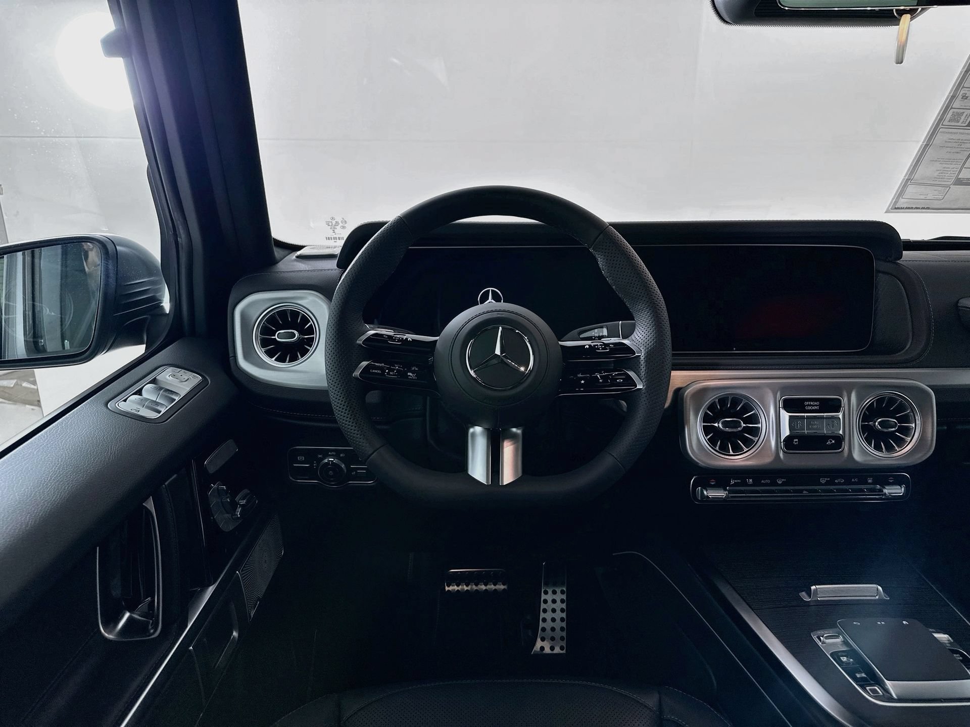 New 2027 Mercedes-Benz G 580 e image 25