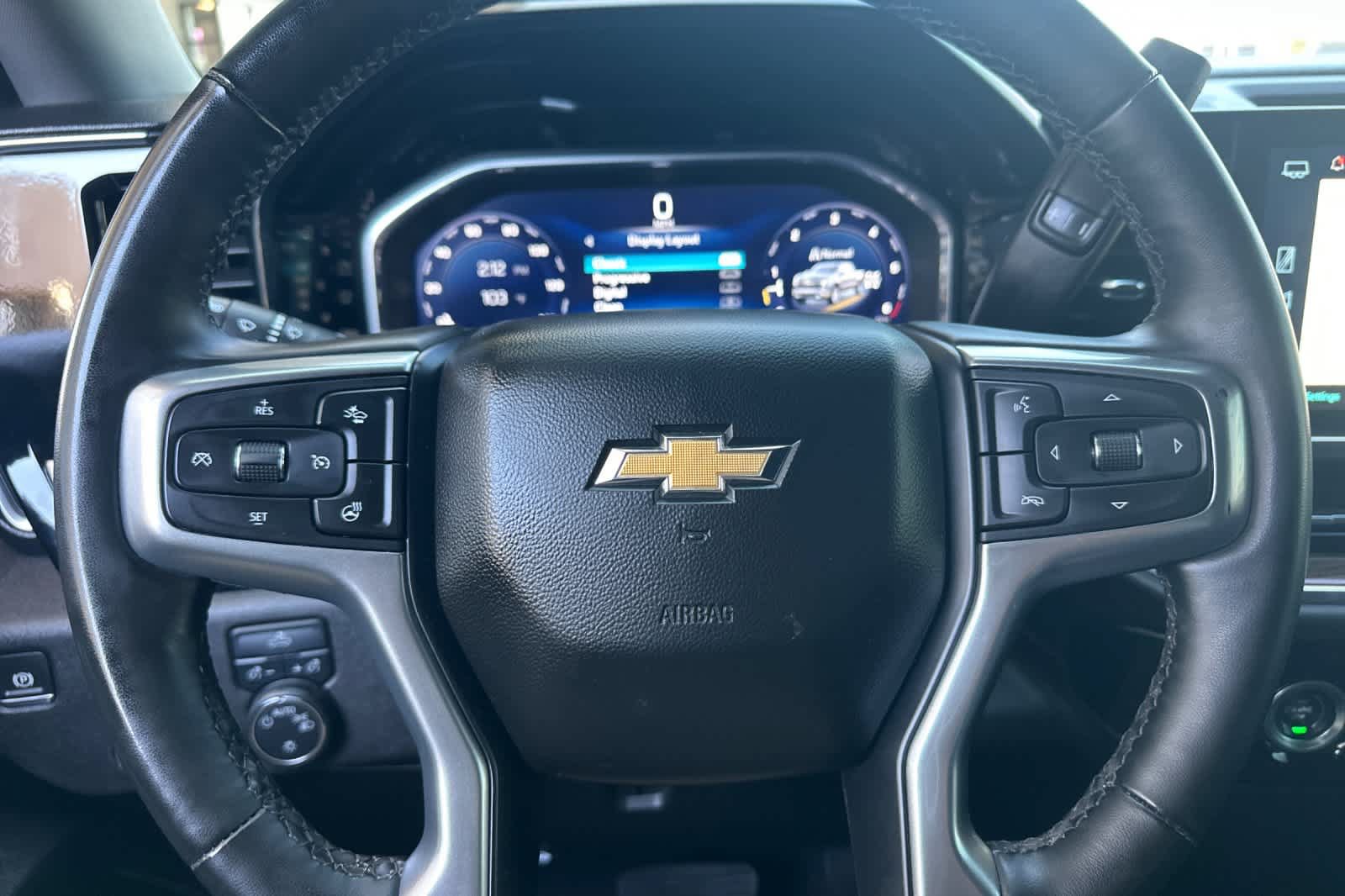 Used 2024 Chevrolet Silverado 1500 LT AWD/4WD image 22