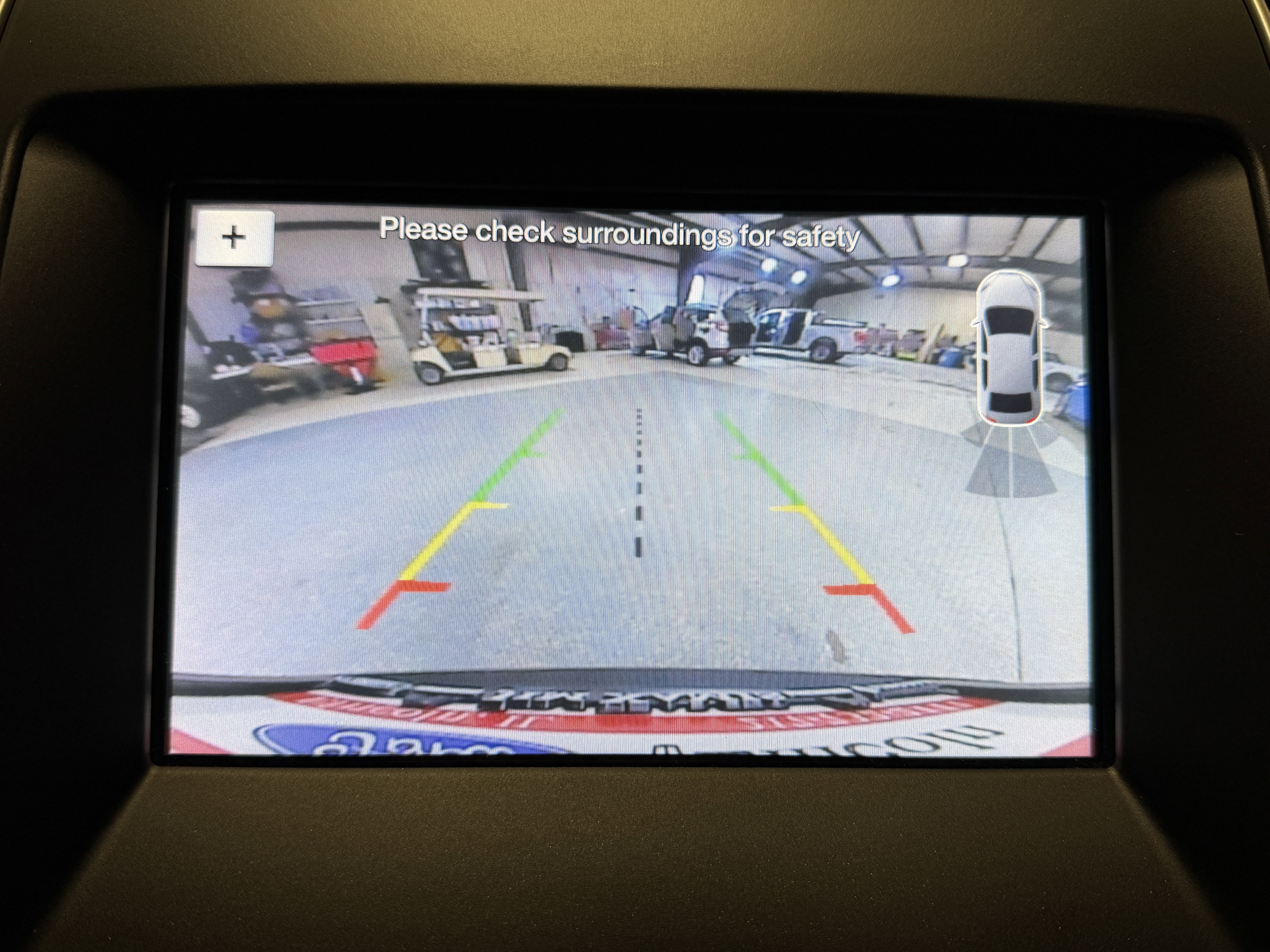 Used 2019 Ford Edge SEL image 9