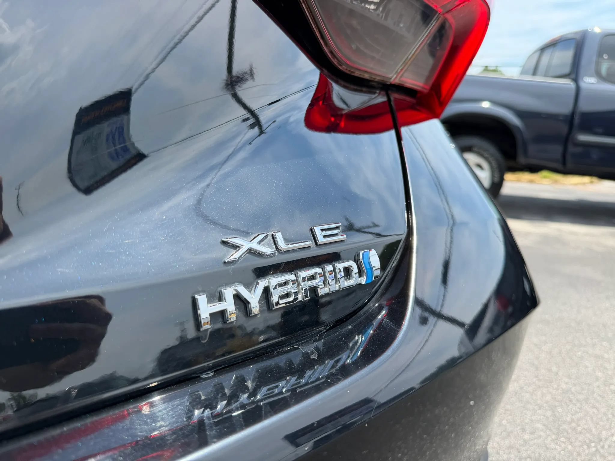 Used 2019 Toyota Avalon XLE FWD image 10