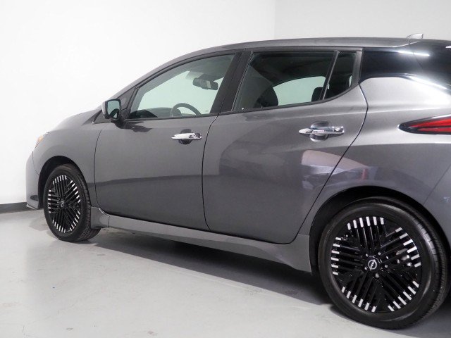 Used 2025 Nissan Leaf SV Plus FWD image 48