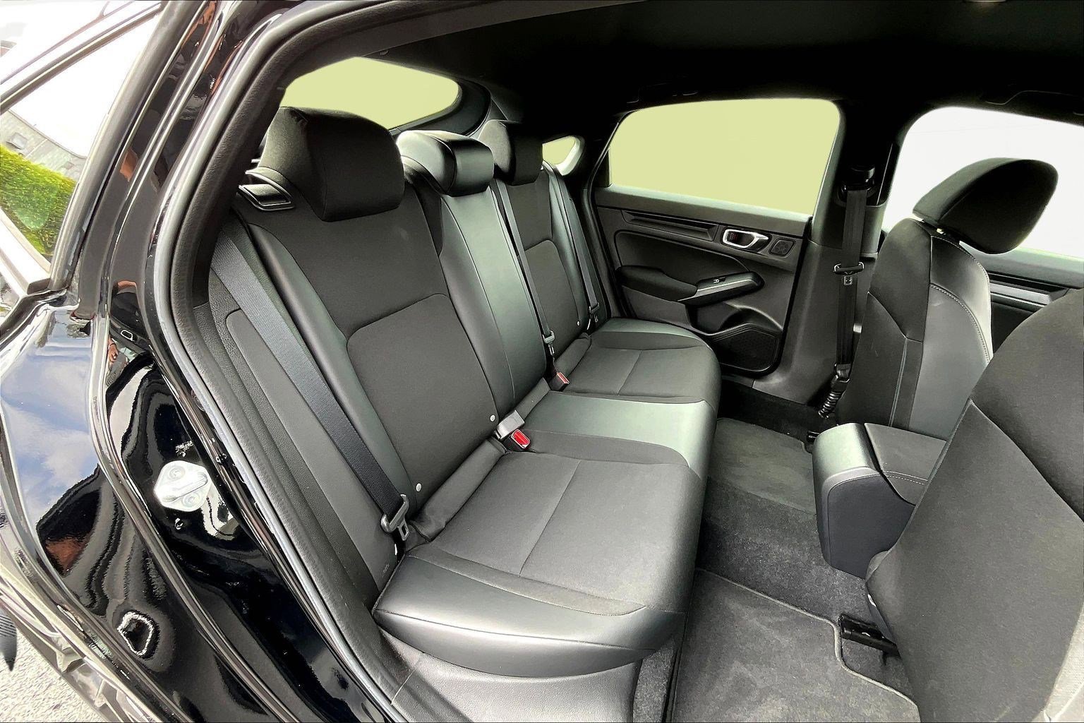 Used 2023 Honda Civic Sport image 25