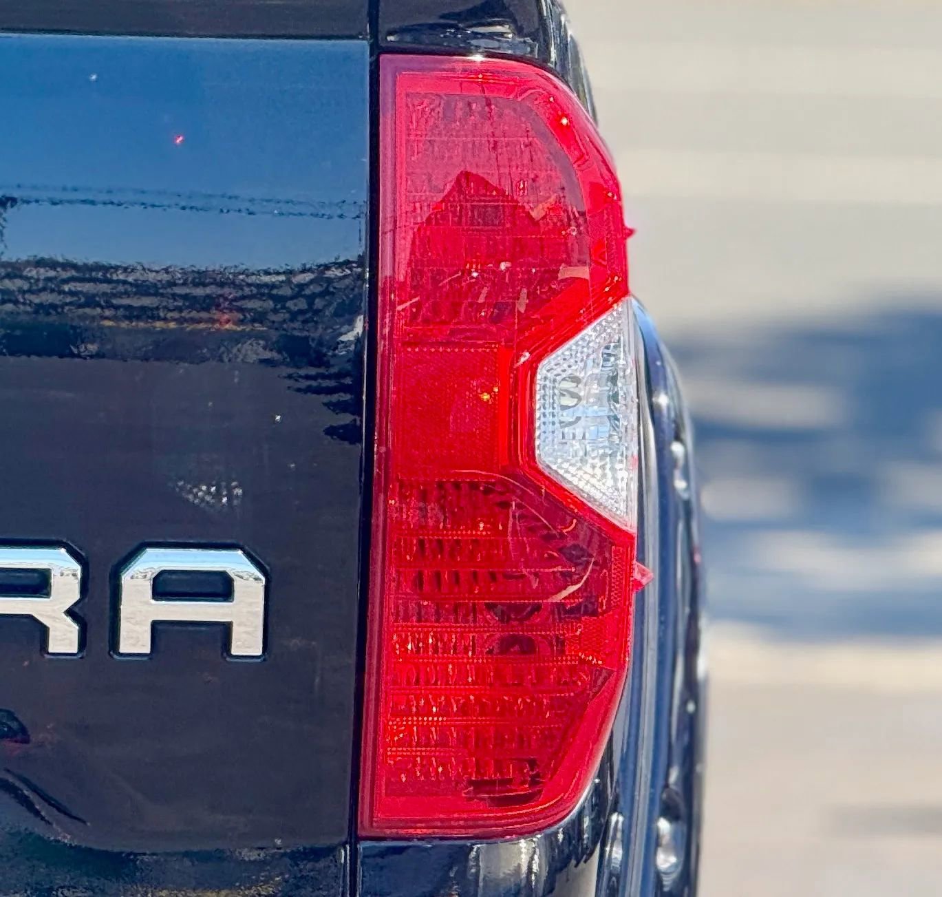 Used 2020 Toyota Tundra Platinum image 5