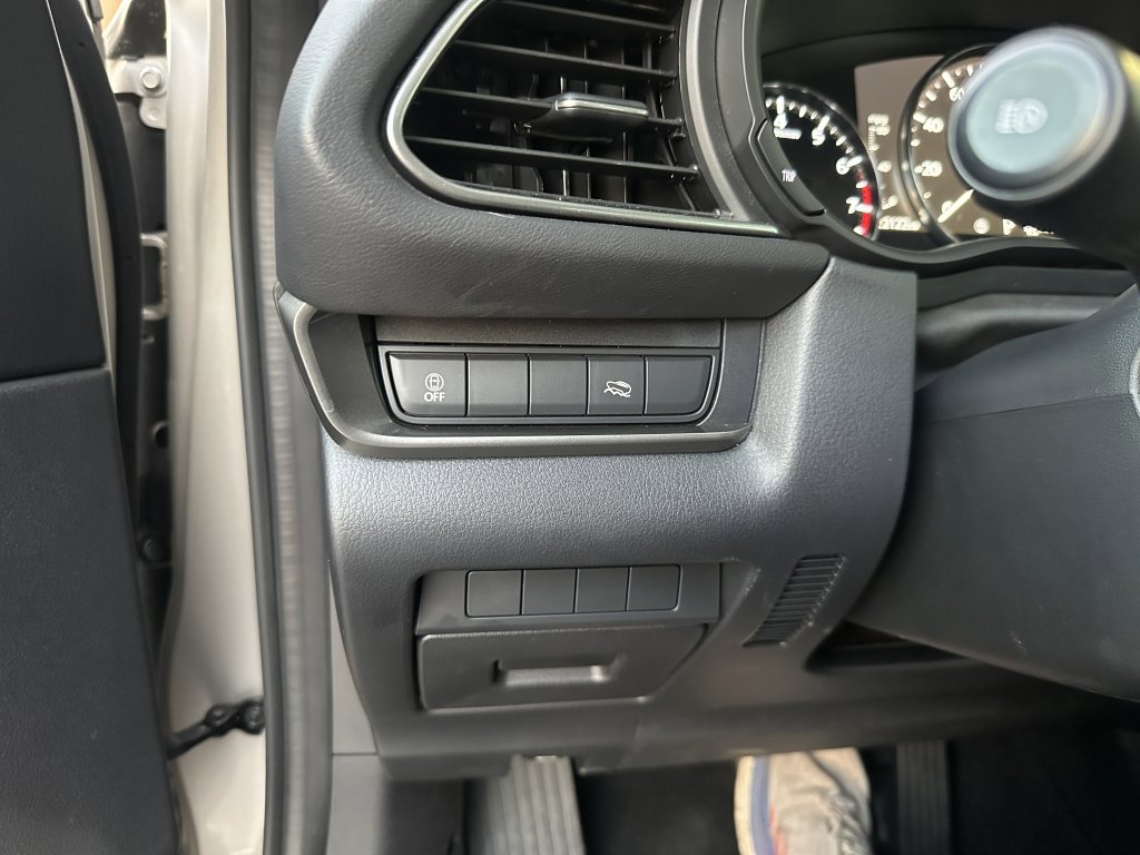 Used 2023 MAZDA CX-30 AWD 2.5 S w/ Select Package image 27