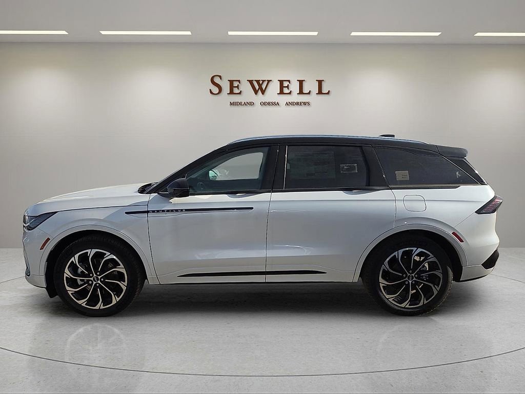 New 2026 Lincoln Nautilus Reserve AWD/4WD image 2