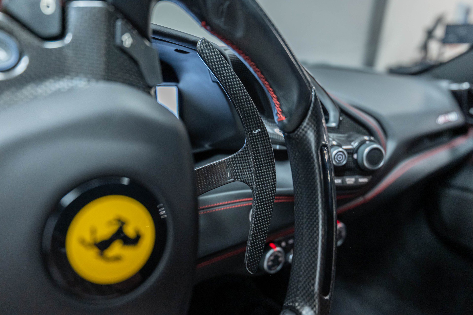 Used 2018 Ferrari 488 GTB RWD image 36