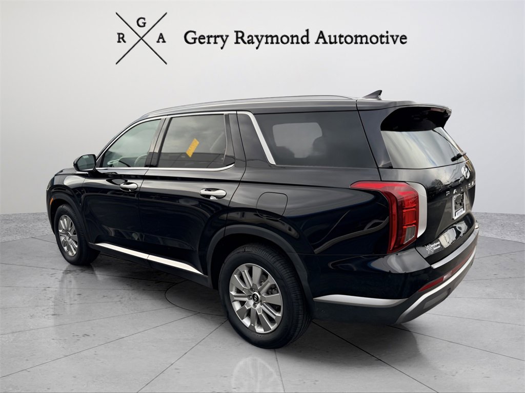 Used 2024 Hyundai Palisade SEL image 4