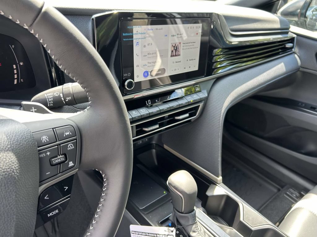 Used 2026 Toyota Camry SE FWD image 20