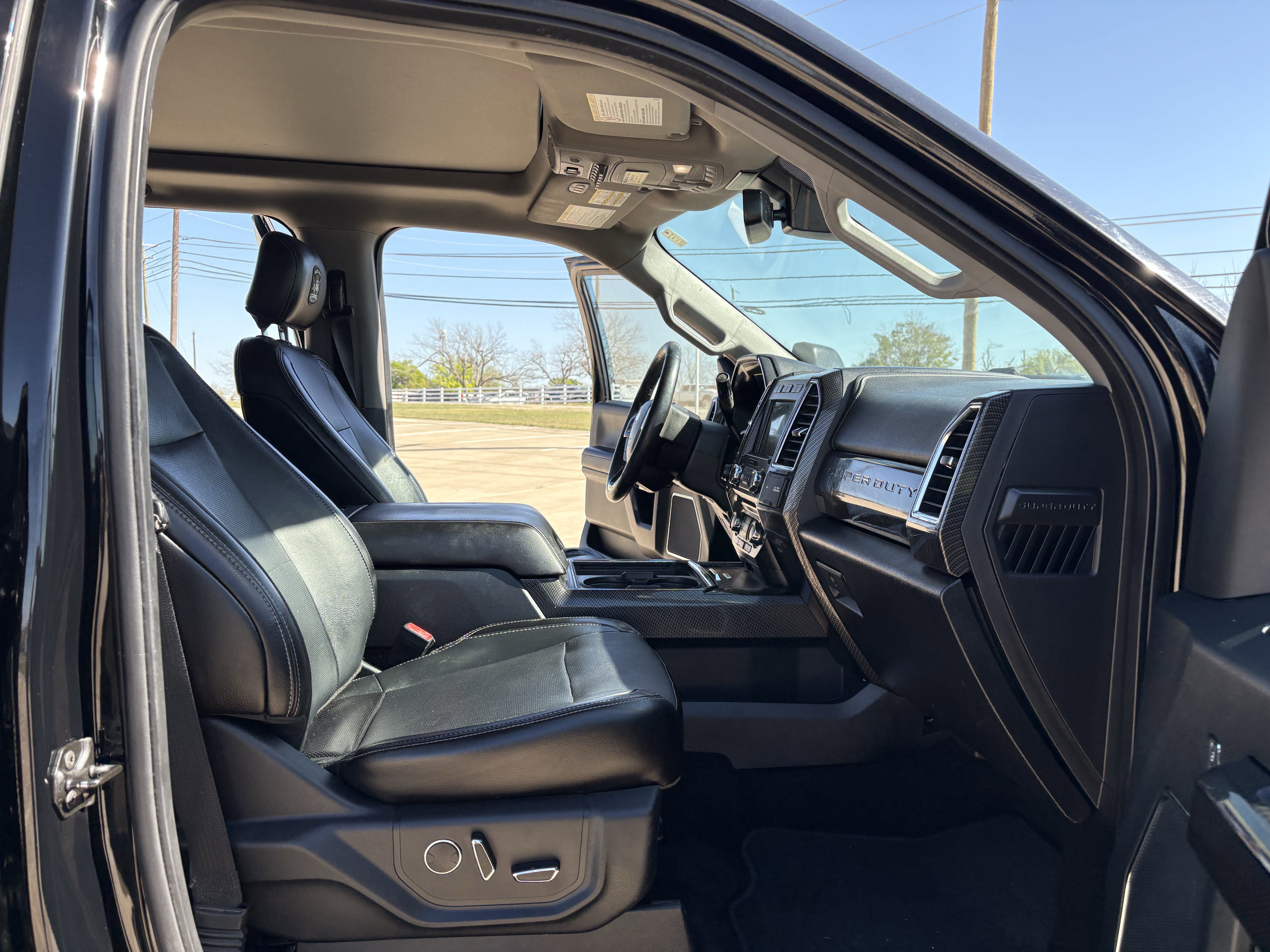 Used 2018 Ford F250 Lariat w/ Lariat Ultimate Package image 15